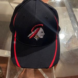 Sport Tek Large Xl black Indiana RedSkins hat